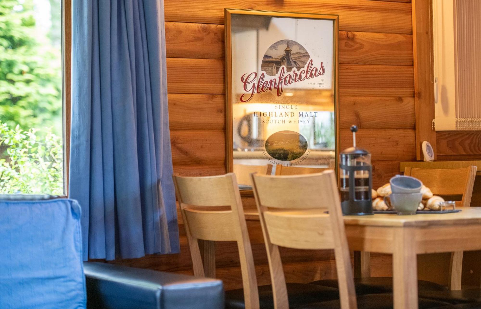 Loch Insh Chalets Ltd كينغكرايغ المظهر الخارجي الصورة