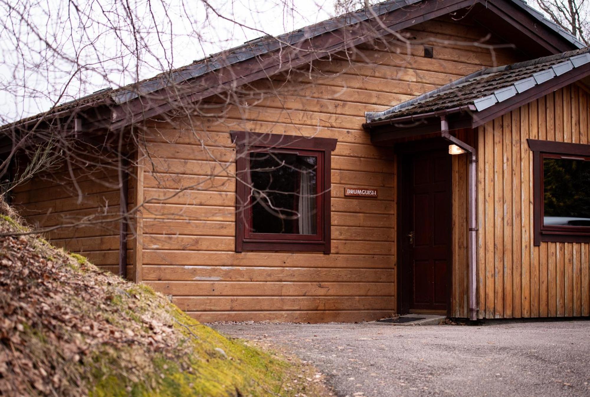 Loch Insh Chalets Ltd كينغكرايغ الغرفة الصورة